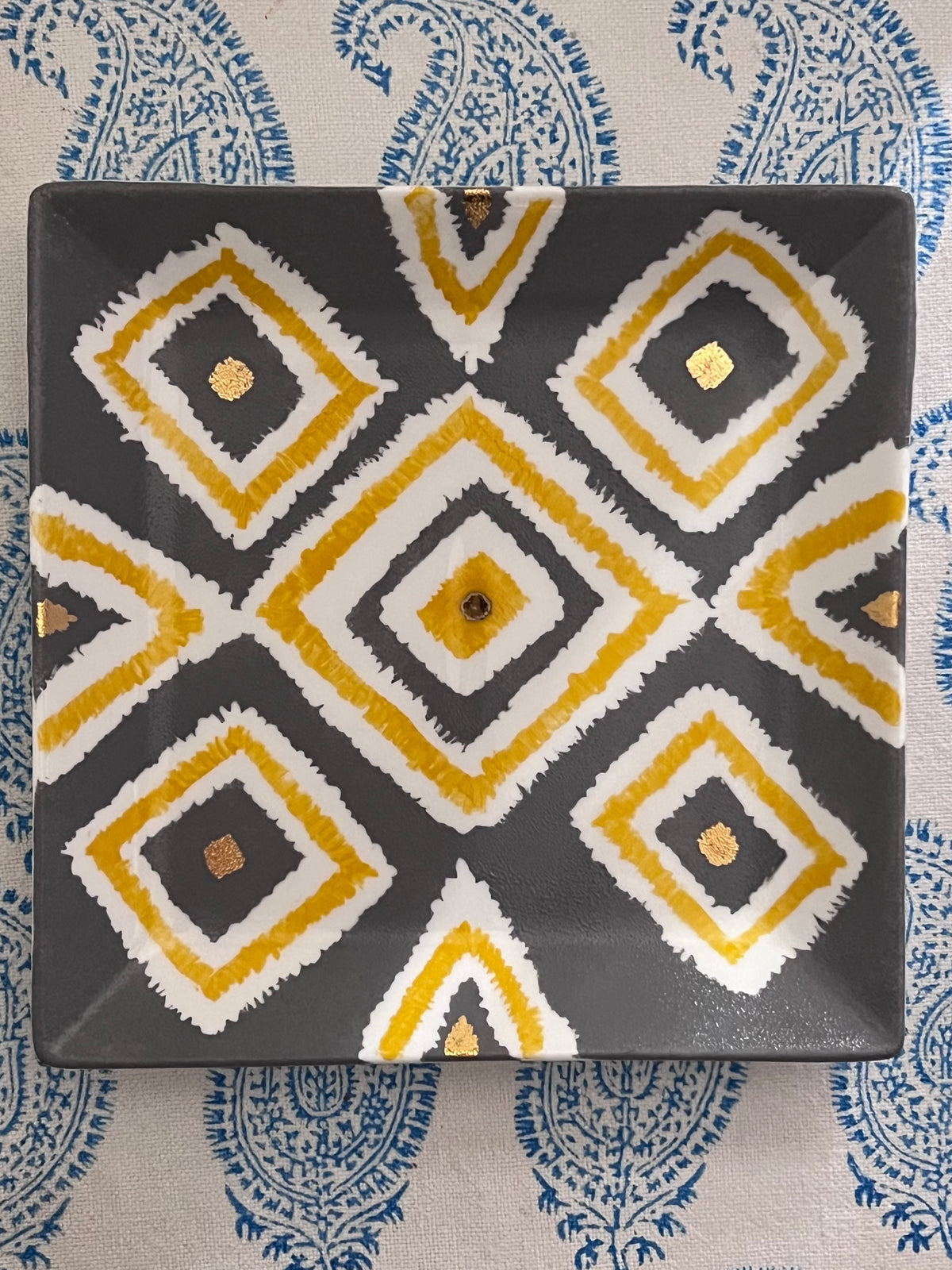 Ikat pattern vide poche